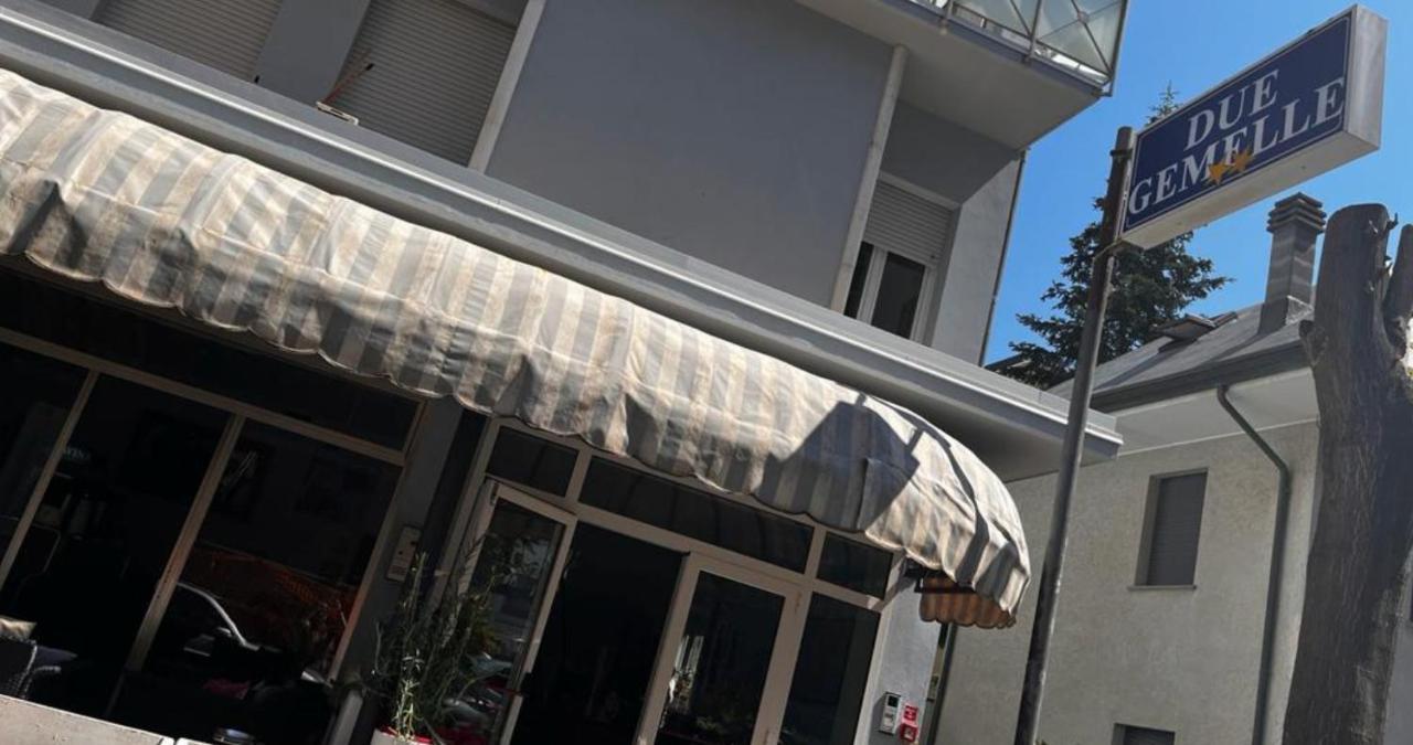 Due Gemelle Hotell Rimini Eksteriør bilde
