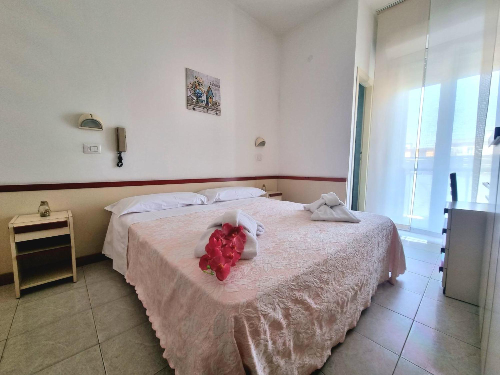 Due Gemelle Hotell Rimini Eksteriør bilde